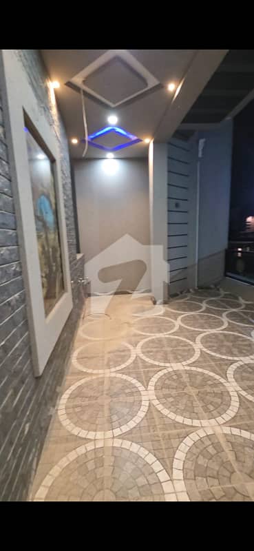 ڈی سی کالونی گوجرانوالہ میں 5 کمروں کا 10 مرلہ مکان 4.25 کروڑ میں برائے فروخت۔ ڈی سی کالونی گوجرانوالہ میں 5 کمروں کا 10 مرلہ مکان 4.25 کروڑ میں برائے فروخت۔