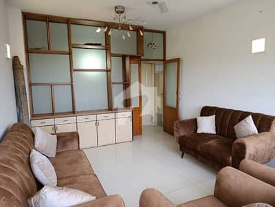 Main Shahra E Faisal 3 Bed, 1750 Sqft, Apartment For Sale.