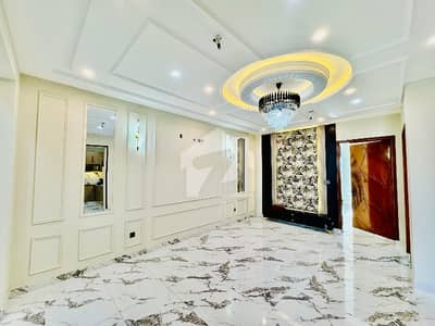 10 Marla Beautiful House for Sale in Nasheman-e-Iqbal Phase 2 Lahore
