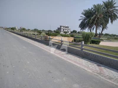Prime Location 10 Marla Plot For Sale In C Block, Central Park, Lahore Prime Location 10 Marla Plot For Sale In C Block, Central Park, Lahore