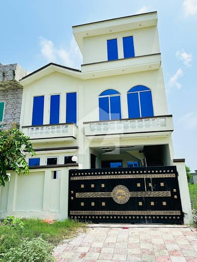 5 Marla Brand New Park-Facing House For Sale In Airport Enclave Block E 6 Bedrooms, A+ Construction, Prime Location Near Metro & Motorway