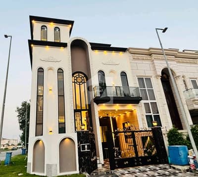 Aesthetic Corner House Of 5 Marla For Sale Is Available Aesthetic Corner House Of 5 Marla For Sale Is Available