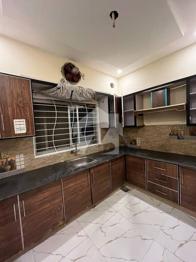10 Marla UPPER PORTION FOR RENT IN EDEN BOULEVARD SOCIETY COLLEGE ROAD LAHORE