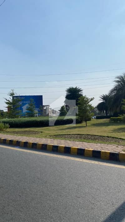 7 MARLA NON-COMMERCIAL PLOT AVAILIABLE FOR SALE | PINE AVENUE ROAD