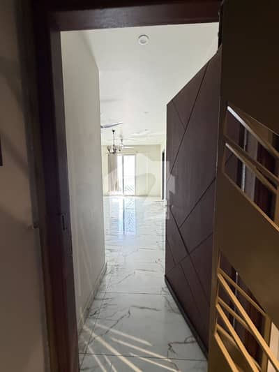 WEST OPEN CREEK VIEW FLAT FOR RENT