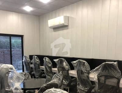 A Prime Location Office Of 5000 Square Feet In Rs. 1750000