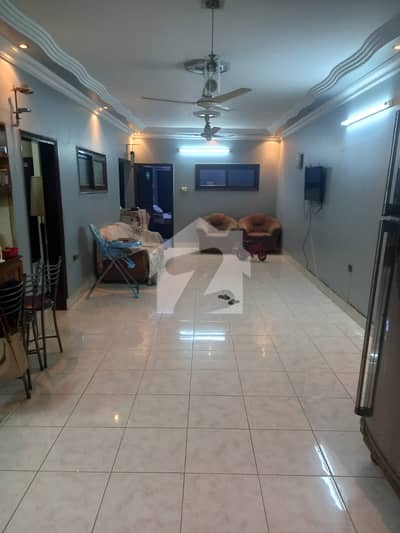 Clifton block 9, 4 Bed, 2500 SqFt, Apartment for Sale.