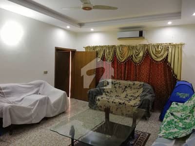 HOUSE FOR RENT IN F-8 HOUSE FOR RENT IN F-8