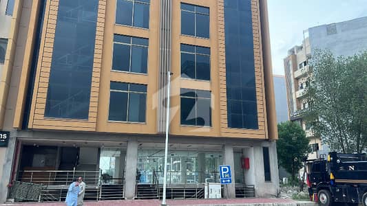1bed room Attch bath tv lounge kitchen Famliy invermint in bahria town Rawalipindi