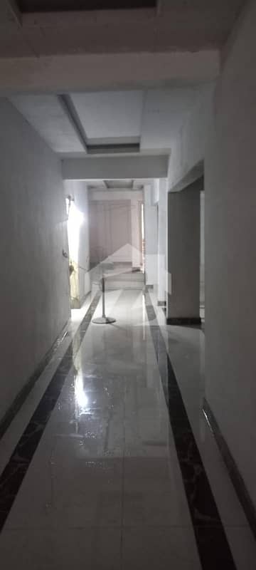 Meznine Floor For Rent In Karachi