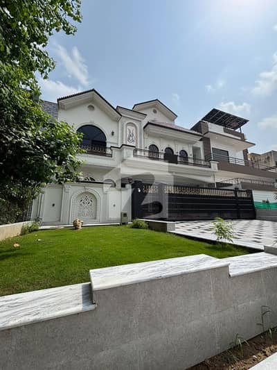 40*80 (14 Marla) Full House Available For Rent G-13/3 Islamabad