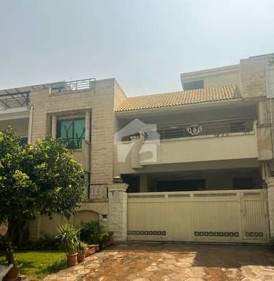 i-8/2.40x80 Upper Portion available for rent ideal location more options available
