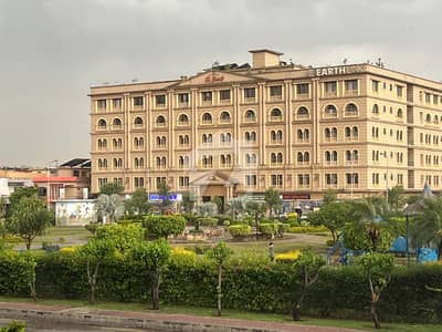 3bed room furnished apartmint availabel short and long time in Garnda phase3 bahria town Rawalipindi
