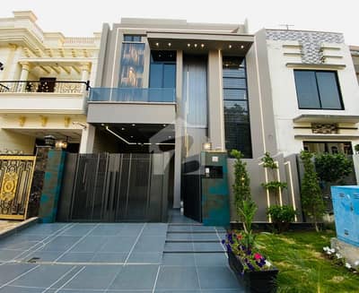 5 Marla Modern style house available for sale in Citi Housing Gujranwala