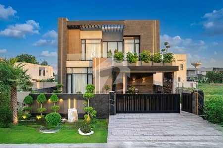 1 Kanal Top Quality Build Luxurious Beautiful Modern Design Villa With Basement For Sale In DHA Lahore Phase 6 Prime Location