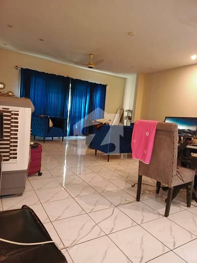 300 Sqyds Upper Portion For Rent at Gulistan e Jauhar Block 1