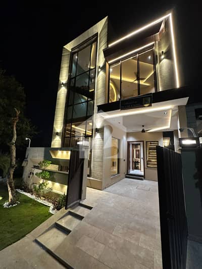 Nearby Mosque 5 Marla Well Maintained House Available For Rent In DHA Lahore