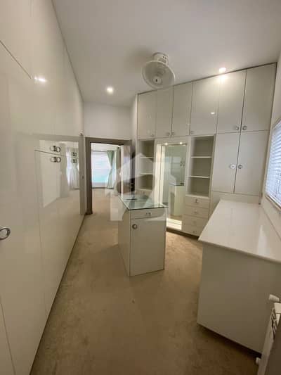 666 Sq Yd 2 Unit House With Basement For Sale In DHA Karachi