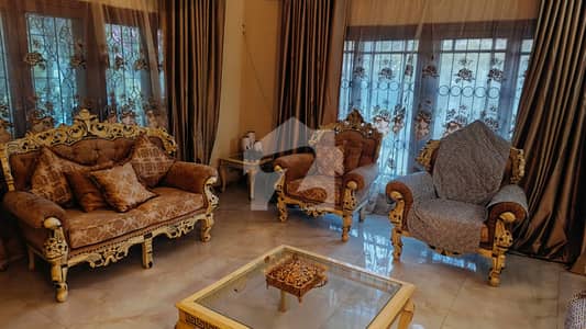 ڈی ایچ اے فیز 5 ڈی ایچ اے ڈیفینس,کراچی میں 4 کمروں کا 1 کنال مکان 5.5 لاکھ میں کرایہ پر دستیاب ہے۔
