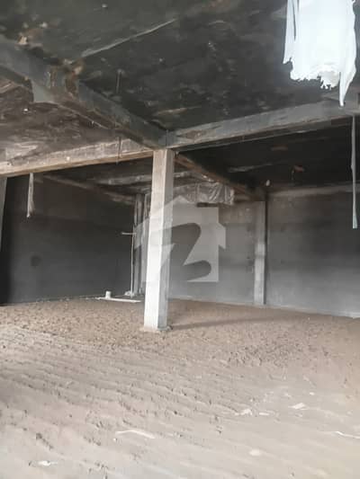 1 Kanal Brand New Commerical Warehouse For Rent