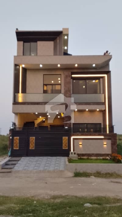 جی ۔ 15/3 جی ۔ 15,اسلام آباد میں 5 کمروں کا 5 مرلہ مکان 3.98 کروڑ میں برائے فروخت۔