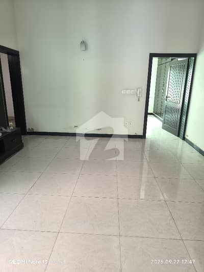 6 Bedrooms & 6 Bathrooms Full House Available For Rent In G-10