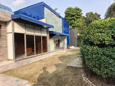 2 Kanal Double Storey Building For office or Wearhouse or School in Township LHR