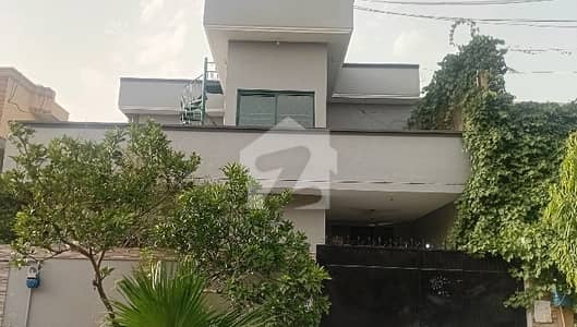 10 Marla House For Grabs In DHA Defence