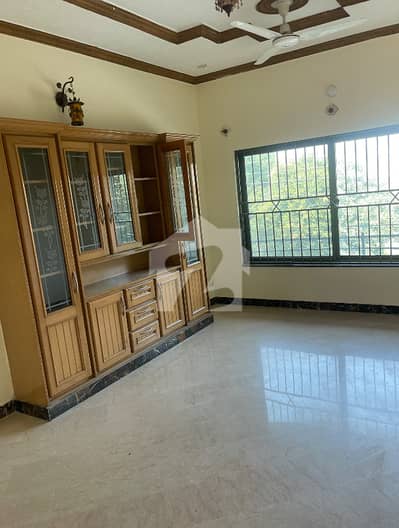 10 Marla 3bed Ground Floor For Rent In Pak Town