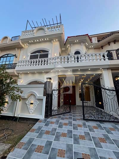 Fair-Priced Prime Location 5 Marla House Available In Buch Executive Villas