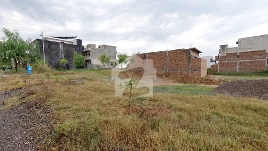 Airport Green Garden - Block A Residential Plot For sale Sized 10 Marla Airport Green Garden - Block A Residential Plot For sale Sized 10 Marla