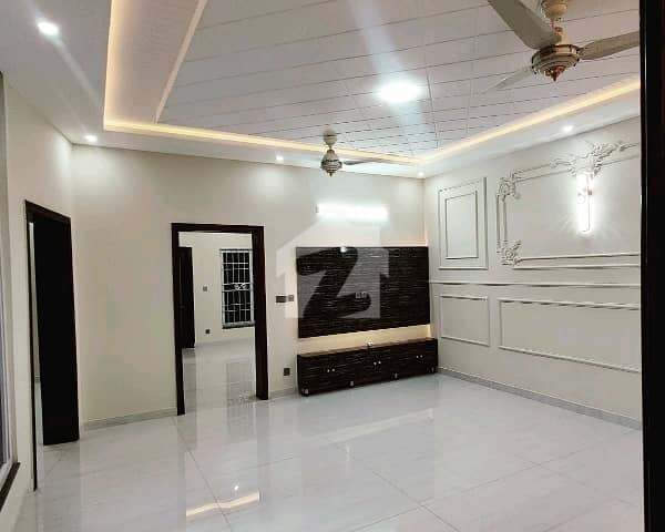 Ideal House For sale In G-9/4 Ideal House For sale In G-9/4