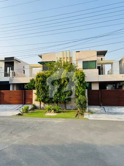 1 Kanal House For Sale Ideal Location All Facilities Available 1 Kanal House For Sale Ideal Location All Facilities Available