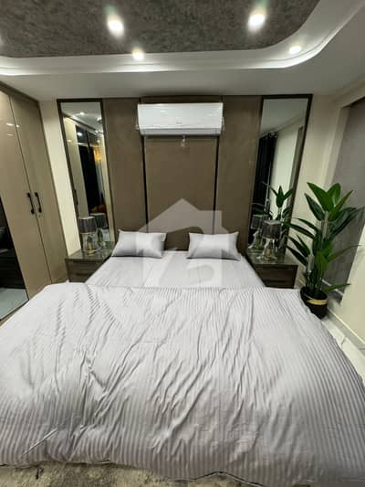 Bahria Town - Sector E 500 Square Feet Flat Up For Sale Bahria Town - Sector E 500 Square Feet Flat Up For Sale