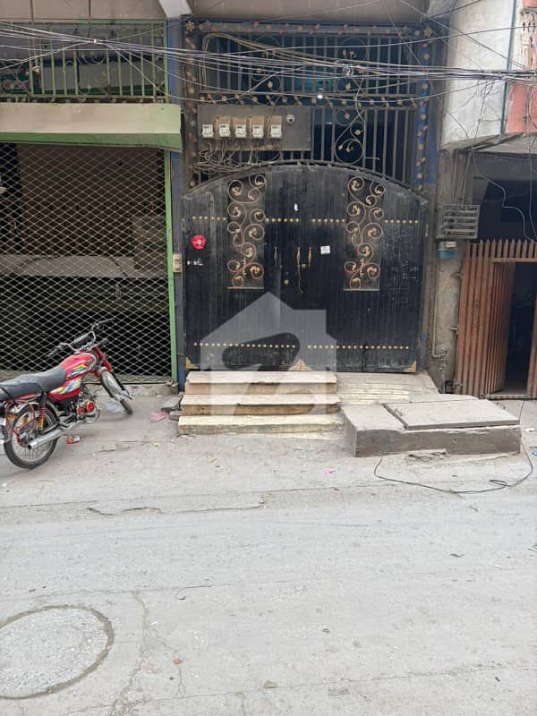 اسٹیڈیم روڈ راولپنڈی میں 11 کمروں کا 8 مرلہ عمارت 14.0 کروڑ میں برائے فروخت۔ اسٹیڈیم روڈ راولپنڈی میں 11 کمروں کا 8 مرلہ عمارت 14.0 کروڑ میں برائے فروخت۔