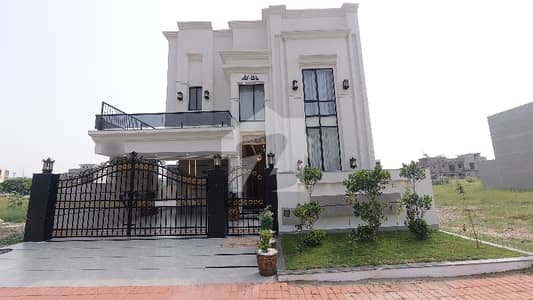 Designer 10 M Double Hight House For Sale