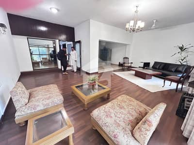 Elegant 4BHK House for Rent in F-6 Islamabad | All Master Bedrooms | Lawn, Terrace & 4-Car Parking