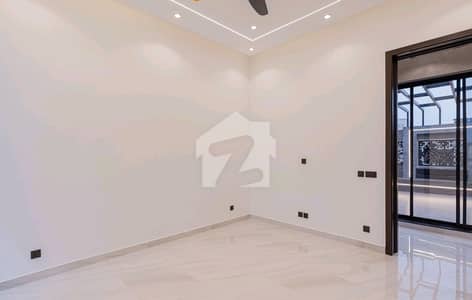 Get An Attractive House In Lahore Under Rs. 35000000 Get An Attractive House In Lahore Under Rs. 35000000