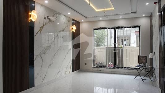 Reasonable Price Modern Design 5 Marla Brand New House For Sale in DHA 9 Town