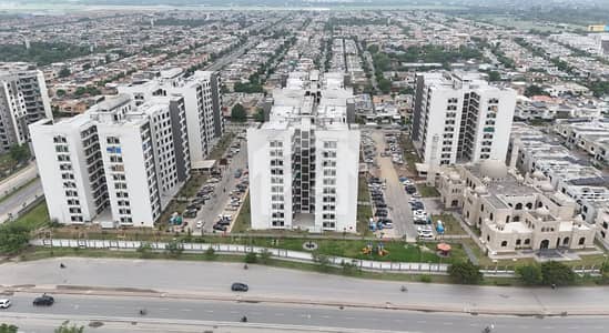 4 Bed Flat For Sale in Askari 10 | Investor Rate | Urgent Sale