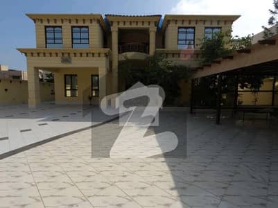 Prime Location 1080 Square Yards House In Stunning DHA Phase 5 Is Available For sale