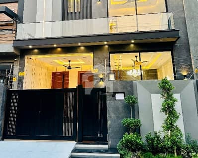 Prime Location House For sale In Central Park - Block A1 Prime Location House For sale In Central Park - Block A1