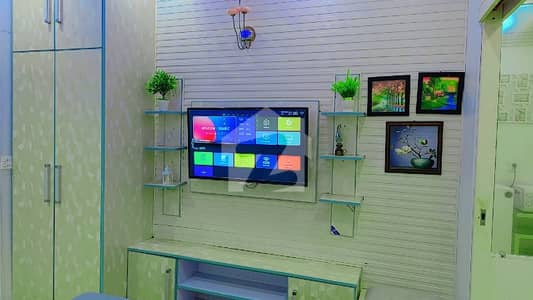 Fully Furnished Flat For Sale. (Johar Town Near By Emporium Mall )