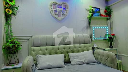 Fully Furnished Flat For Sale. (Johar Town Near By Emporium Mall )