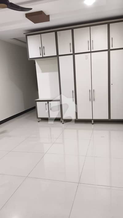 ایف ۔ 15 اسلام آباد میں 3 کمروں کا 1 کنال زیریں پورشن 1.15 لاکھ میں کرایہ پر دستیاب ہے۔ ایف ۔ 15 اسلام آباد میں 3 کمروں کا 1 کنال زیریں پورشن 1.15 لاکھ میں کرایہ پر دستیاب ہے۔