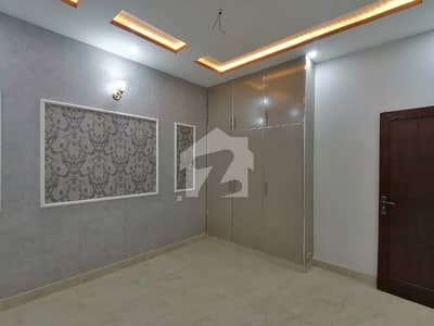 10 Marla Upper Portion In LDA Avenue Is Best Option