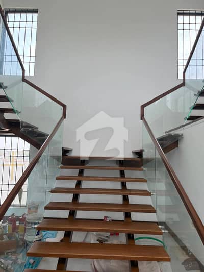 ڈی ایچ اے فیز 4 - سیکٹر اے ڈی ایچ اے ڈیفینس فیز 4,ڈی ایچ اے ڈیفینس,اسلام آباد میں 5 کمروں کا 1 کنال مکان 3.5 لاکھ میں کرایہ پر دستیاب ہے۔ ڈی ایچ اے فیز 4 - سیکٹر اے ڈی ایچ اے ڈیفینس فیز 4,ڈی ایچ اے ڈیفینس,اسلام آباد میں 5 کمروں کا 1 کنال مکان 3.5 لاکھ میں کرایہ پر دستیاب ہے۔