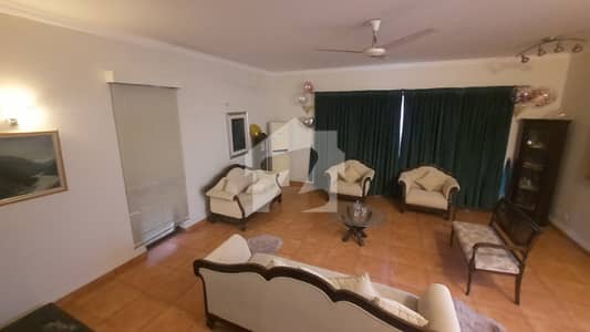1 KANAL OWNER BUILD ARTISTIC BUNGALOW IN DHA PHASE 1 (100% ORIGNAL PICTURE) DEAL 1 KANAL OWNER BUILD ARTISTIC BUNGALOW IN DHA PHASE 1 (100% ORIGNAL PICTURE) DEAL