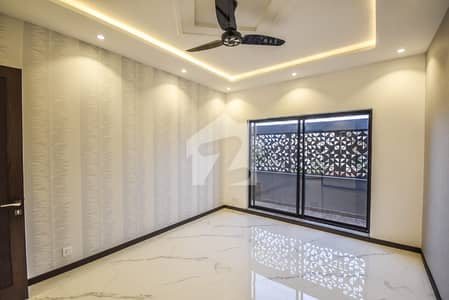 3 Beds 1 Kanal Upper Portion Modern Design For Rent In DHA Phase 7 Lahore.