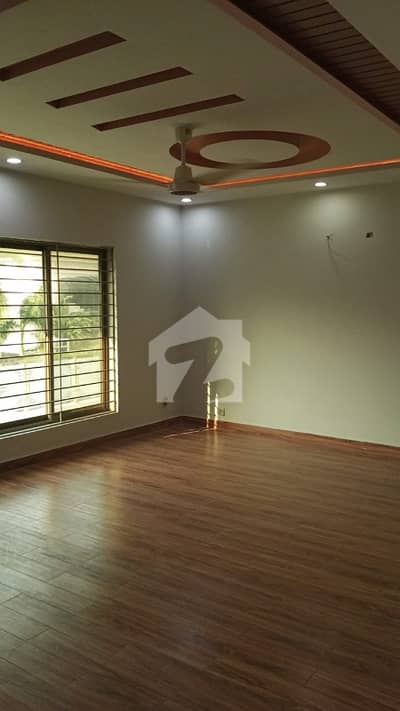 Beautiful Triple Story House For Rent